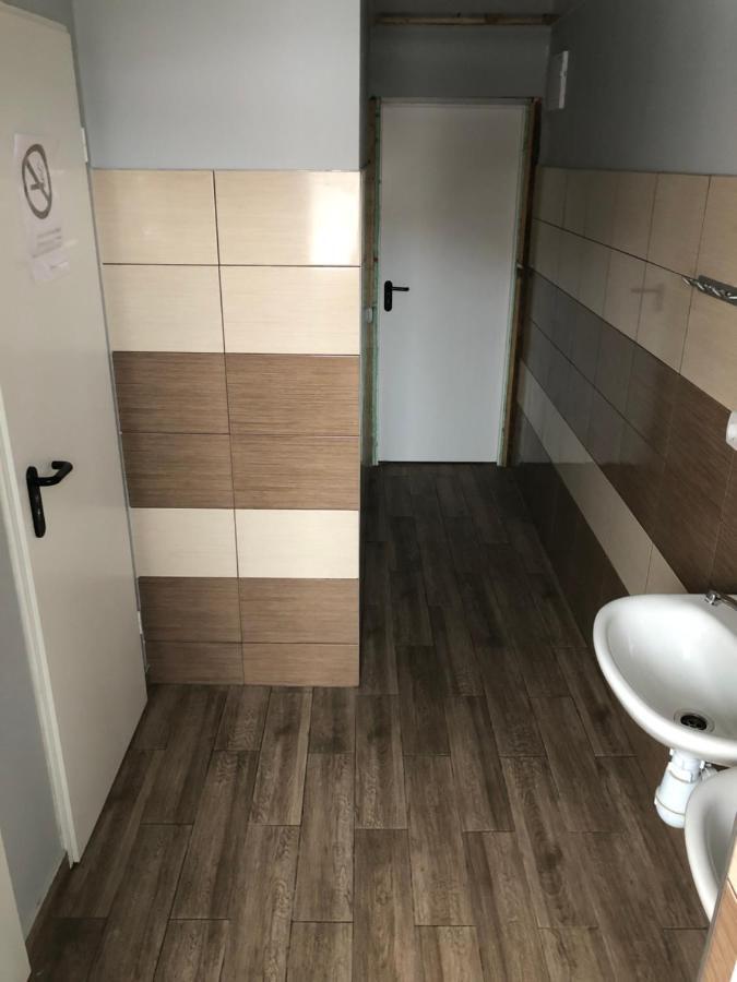 Hostel Laurita Kaunas Eksteriør bilde